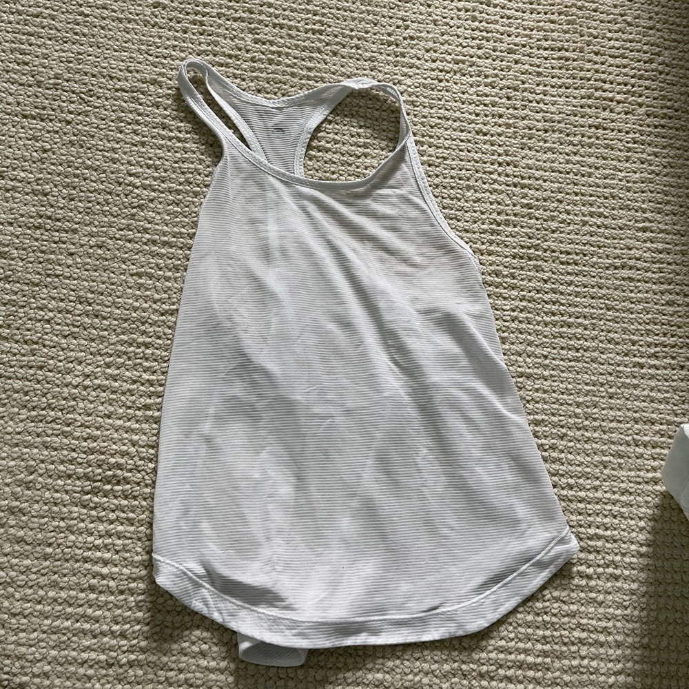 Lululemon tank